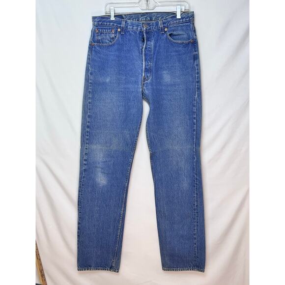 Vintage Levi's 501 Size 36 x 36 Blue Button Fly 5 Pocket Denim 80s Preppy Jeans - Picture 1 of 9